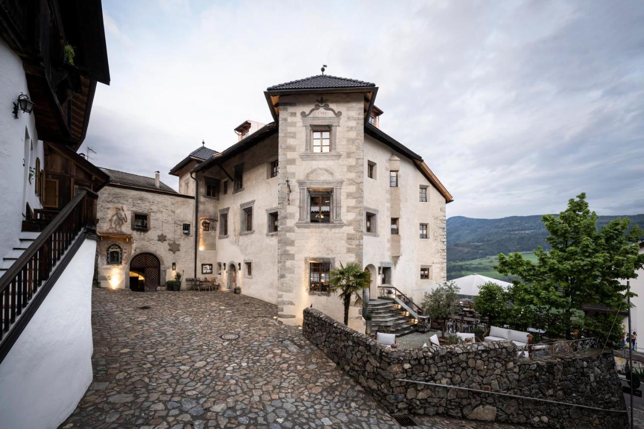 Hotel Ansitz Steinbock Villandro Exterior foto